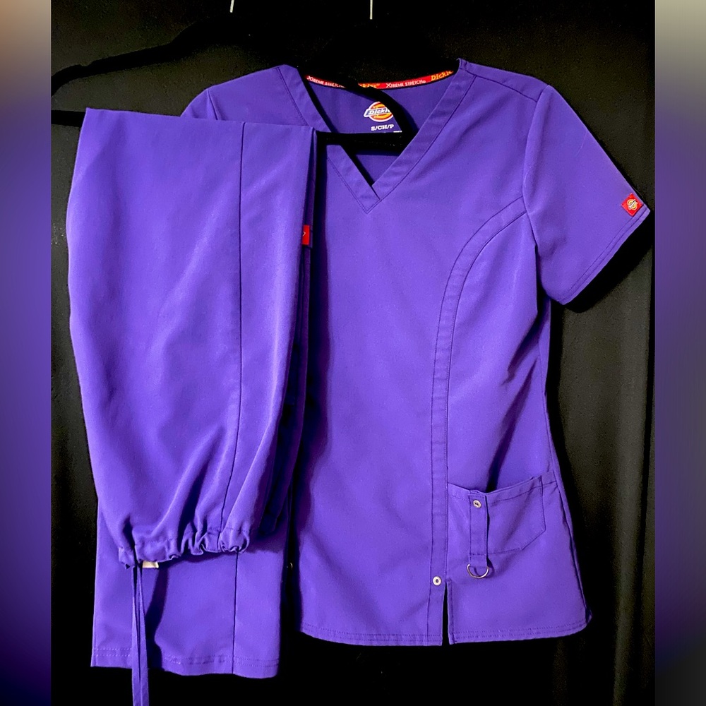 Dickies scrub set Small top, Small tall bottoms